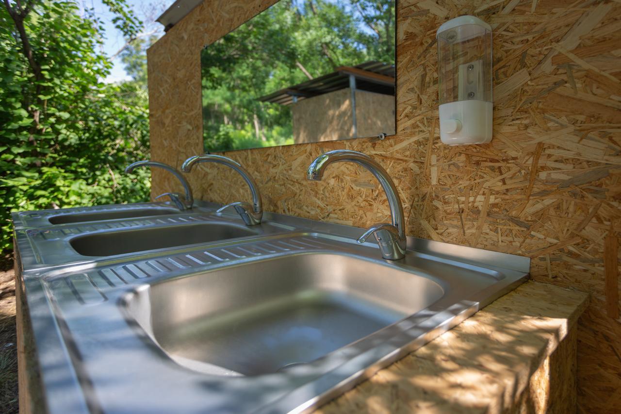 Steller Hostel & Camping Odessa Esterno foto