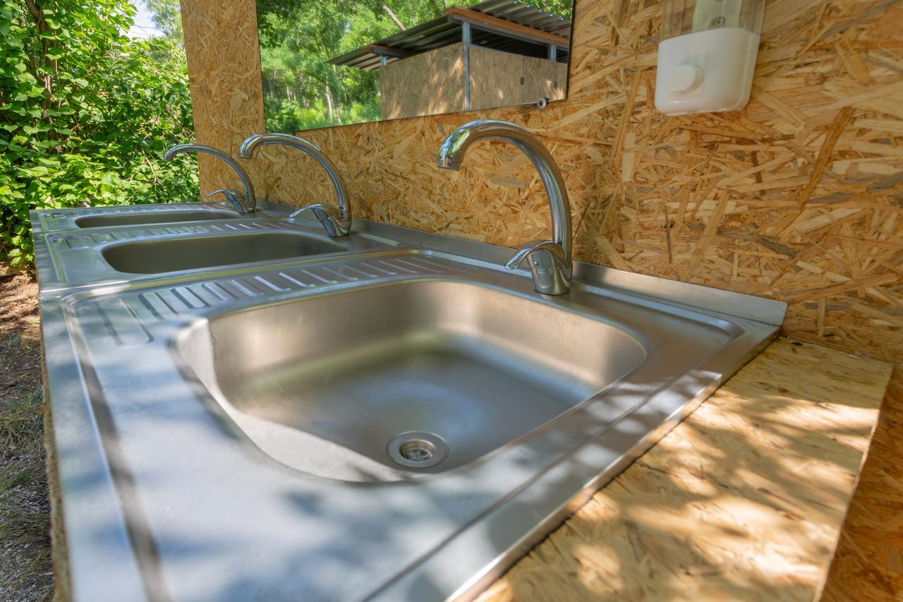 Steller Hostel & Camping Odessa Esterno foto